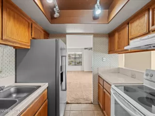 Photo #6: 260003689 Listing 