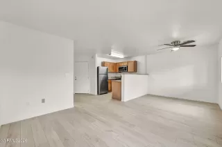 Photo #3: 260003814 Listing 