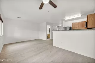 Photo #4: 260003814 Listing 