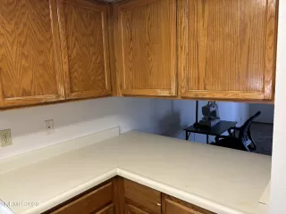 Photo #5: 260003837 Listing 