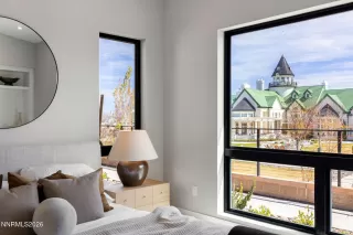 Photo #1: 260003854 Listing 