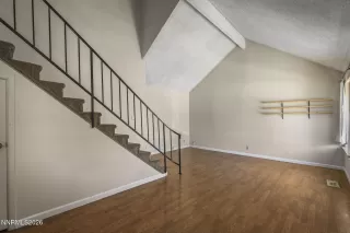 Photo #5: 260003883 Listing 