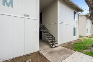 Photo #1: 260003900 Listing