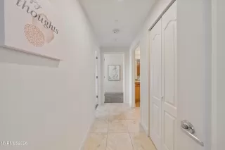 Photo #2: 260003945 Listing