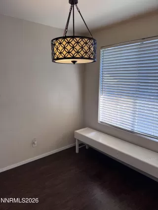 Photo #2: 260003955 Listing