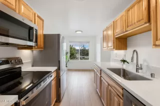 Photo #5: 260004017 Listing