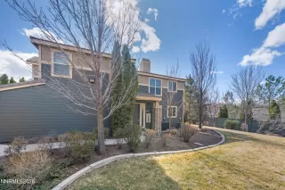 Photo #2: 260004020 Listing