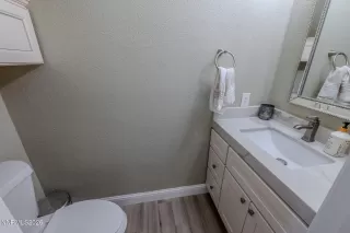 Photo #2: 260004043 Listing