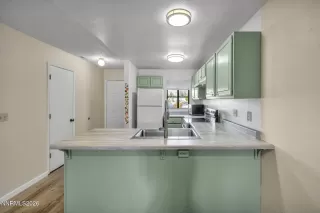 Photo #4: 260004058 Listing 