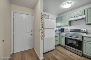 Photo #5: 260004058 Listing 