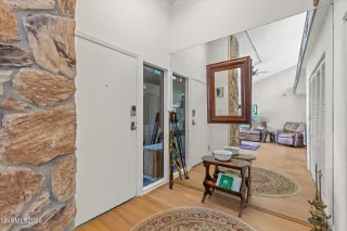 Photo #4: 260004061 Listing 