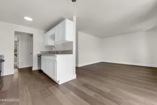 Photo #4: 260004099 Listing 