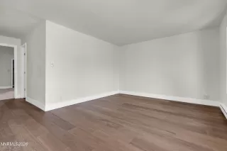 Photo #5: 260004099 Listing 