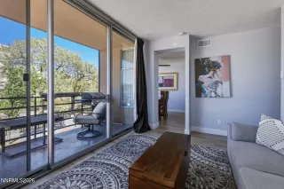 Photo #5: 260004101 Listing