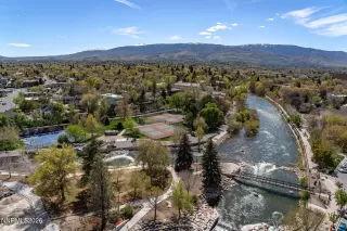 Photo #3: 260004107 Listing