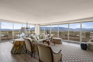 Photo #6: 260004107 Listing