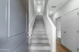 Photo #2: 260004111 Listing 