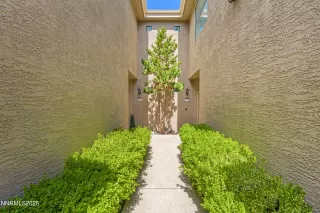 Photo #3: 260004131 Listing