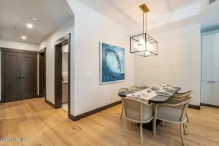 Photo #3: 260004174 Listing