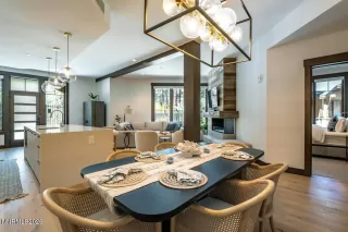 Photo #5: 260004174 Listing