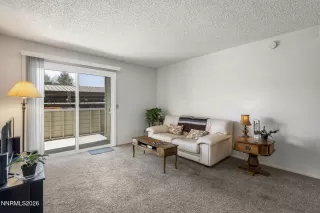 Photo #3: 260004187 Listing