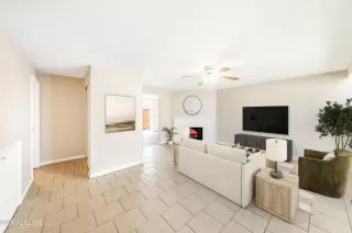 Photo #5: 260004207 Listing