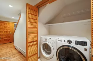 Photo #2: 260004219 Listing 