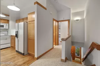 Photo #3: 260004219 Listing 