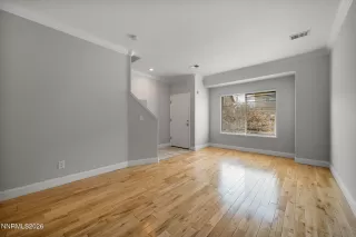 Photo #1: 260004249 Listing 