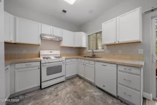 Photo #3: 260004249 Listing 