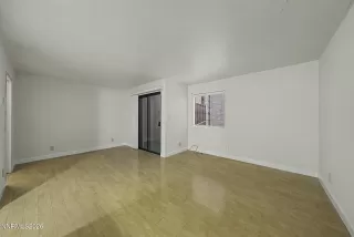 Photo #6: 260004250 Listing