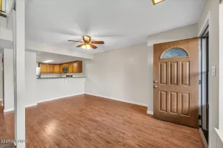 Photo #4: 260004285 Listing 