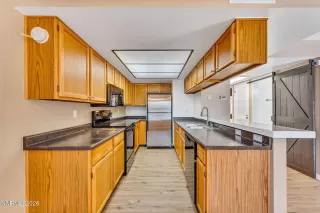 Photo #2: 260004314 Listing 