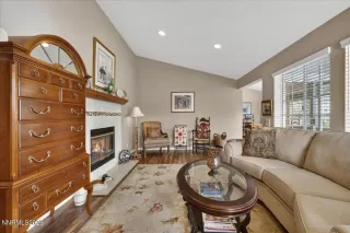 Photo #6: 260004316 Listing