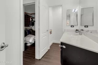 Photo #6: 260004326 Listing 