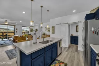 Photo #4: 260004539 Listing