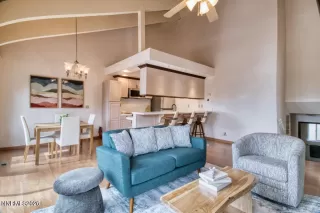 Photo #6: 260004547 Listing