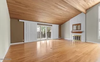 Photo #3: 260004556 Listing 