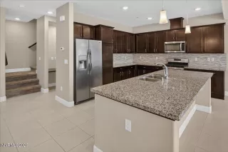 Photo #6: 260004561 Listing 