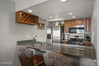 Photo #5: 260004609 Listing 