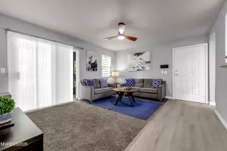 Photo #1: 260004644 Listing 