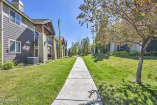 Photo #5: 260004668 Listing 