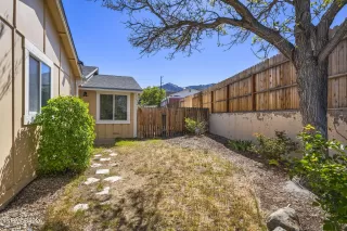 Photo #1: 260004702 Listing 