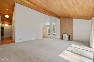 Photo #3: 260004778 Listing 