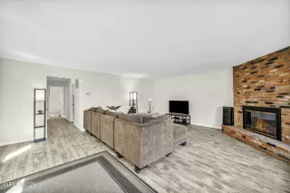 Photo #2: 260004787 Listing 