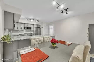 Photo #3: 260004787 Listing 