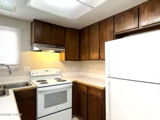 Photo #2: 260004800 Listing 