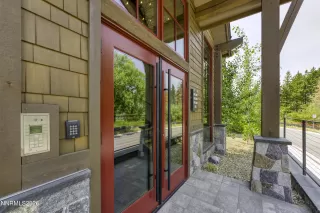 Photo #2: 260004802 Listing 