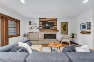 Photo #5: 260004802 Listing 