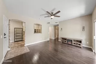 Photo #1: 260004844 Listing 